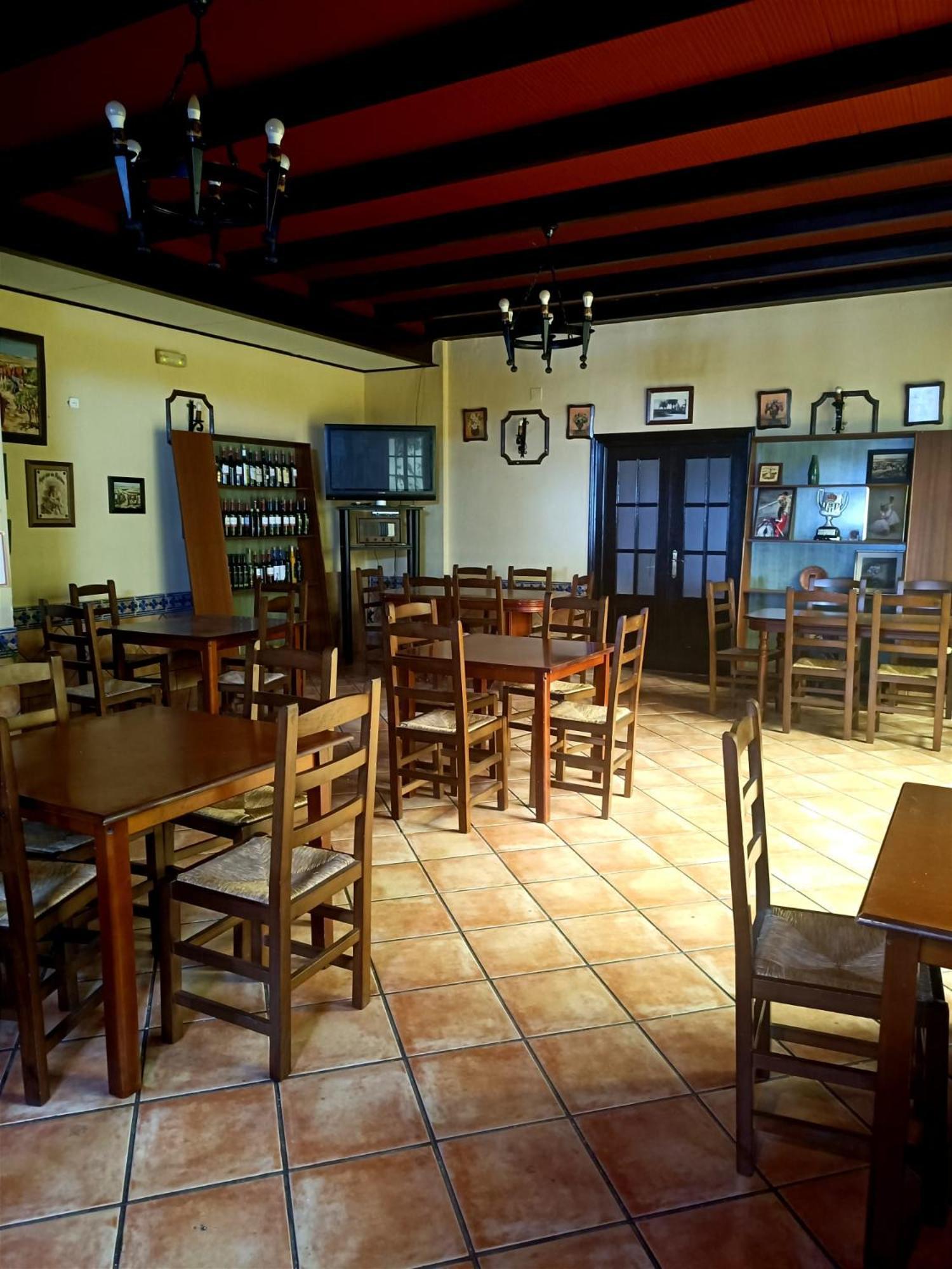 Hostal El Lirio Bollullos Par del Condado Buitenkant foto